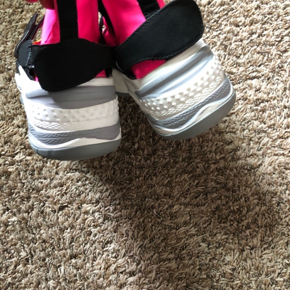 Women shoes - Picture 6 of 6